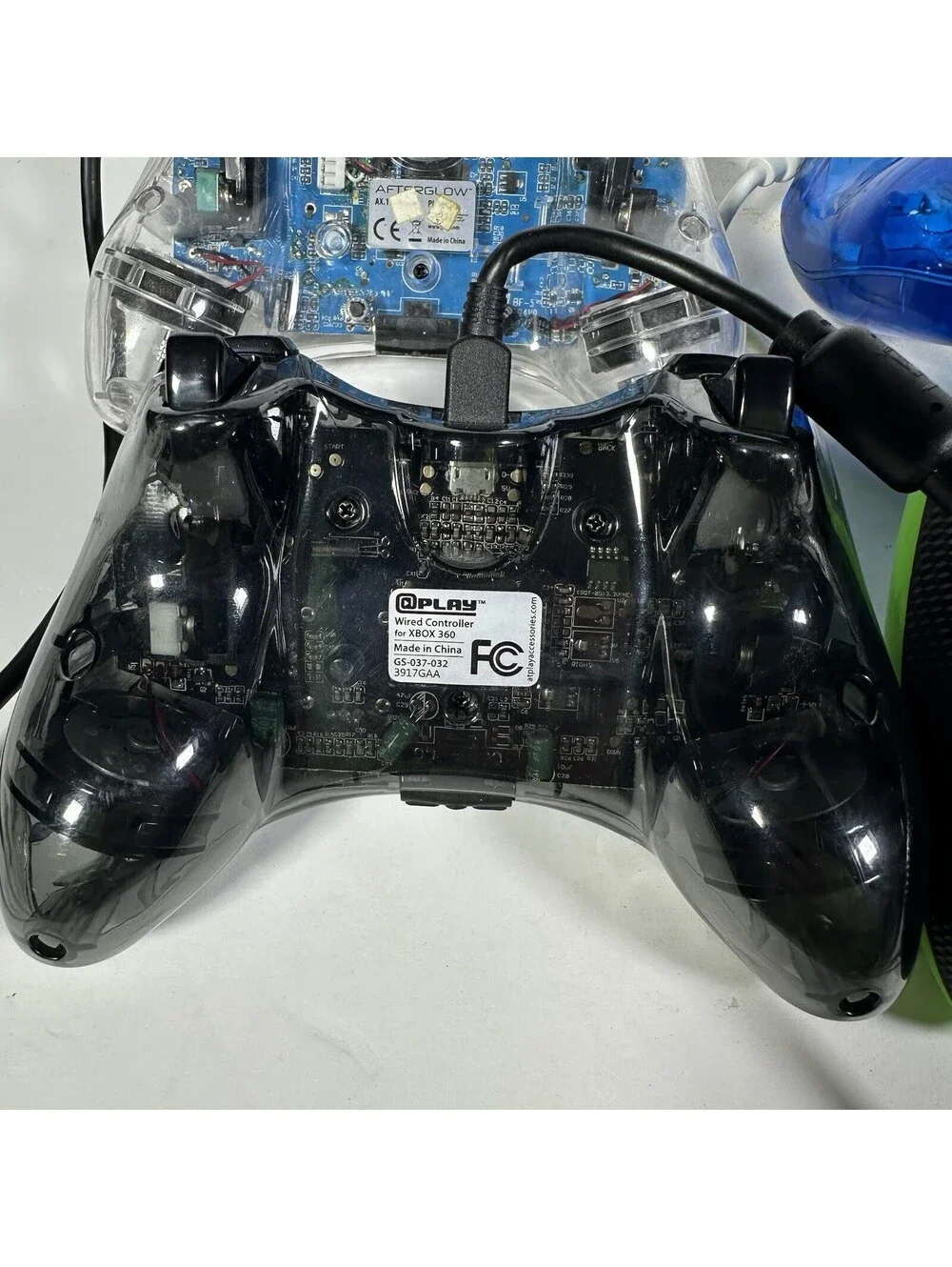 Lot of 4 Wired Video Game Controllers Xbox 360 One Afterglow Rock Candy PowerA